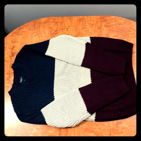 Forever 21 Men sweater - Picture 1 of 3
